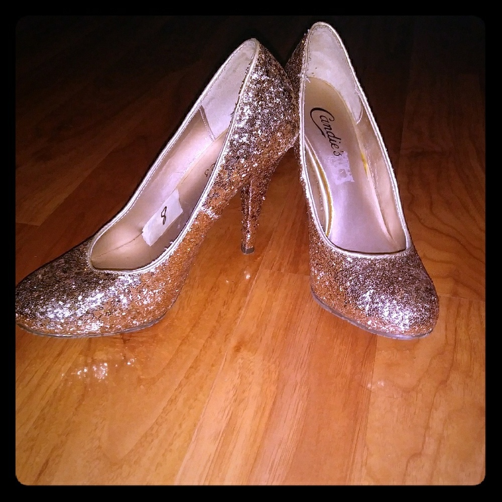 NWOT BLINGED OUT CANDIE'S HEELS
